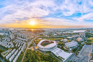 媒体人：今年夏天20支球队会有113球员合同到期 辽粤各有8名