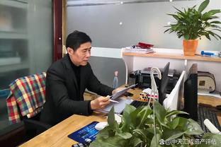 乌戈：李晓旭今晚缺阵 丛明晨没有跟队来北京&一直在养伤